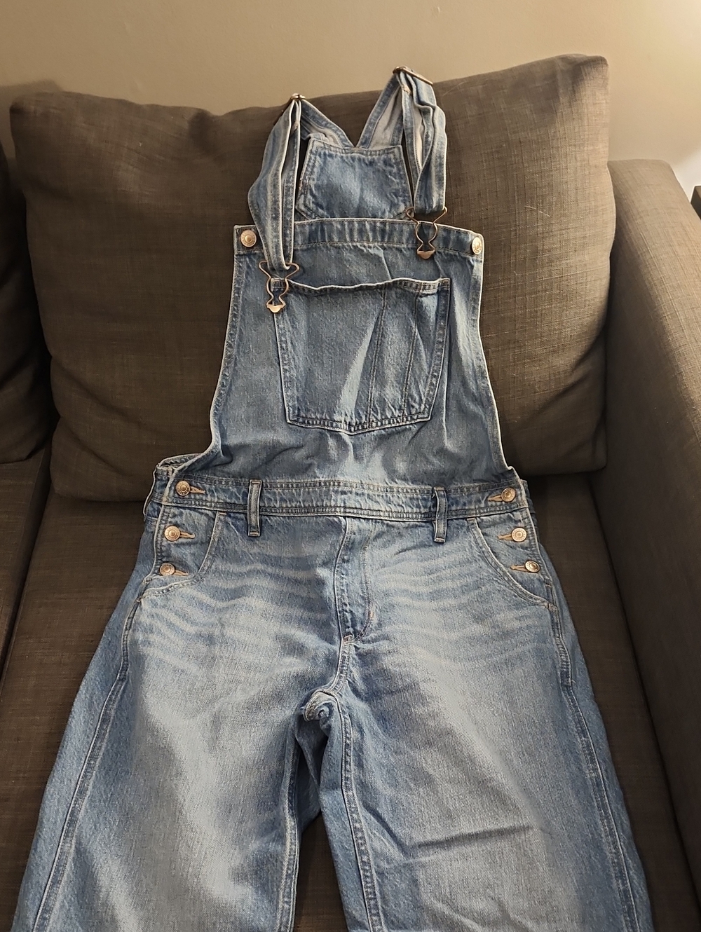 American Eagle Outfitters Light Blue Denim Overalls